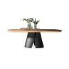 Mesa Cosmopolitan | Devina Nais