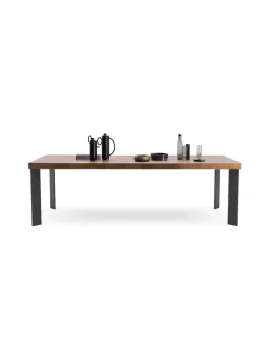 Mesa Master | Devina Nais