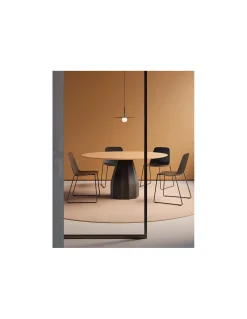 Silla Maarten con base patín | Viccarbe